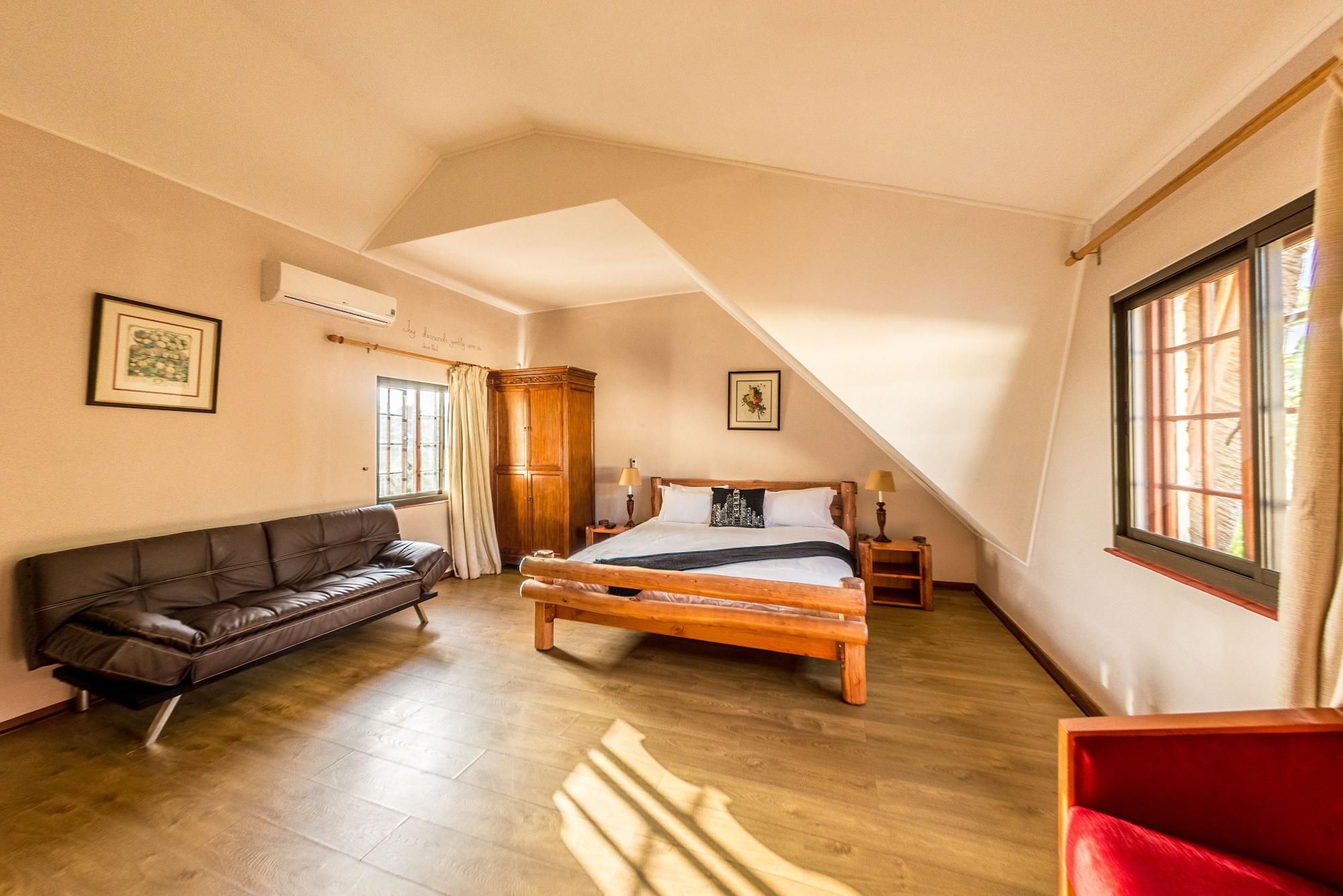 Winelands Villa Guesthouse And Cottages Somerset West Εξωτερικό φωτογραφία
