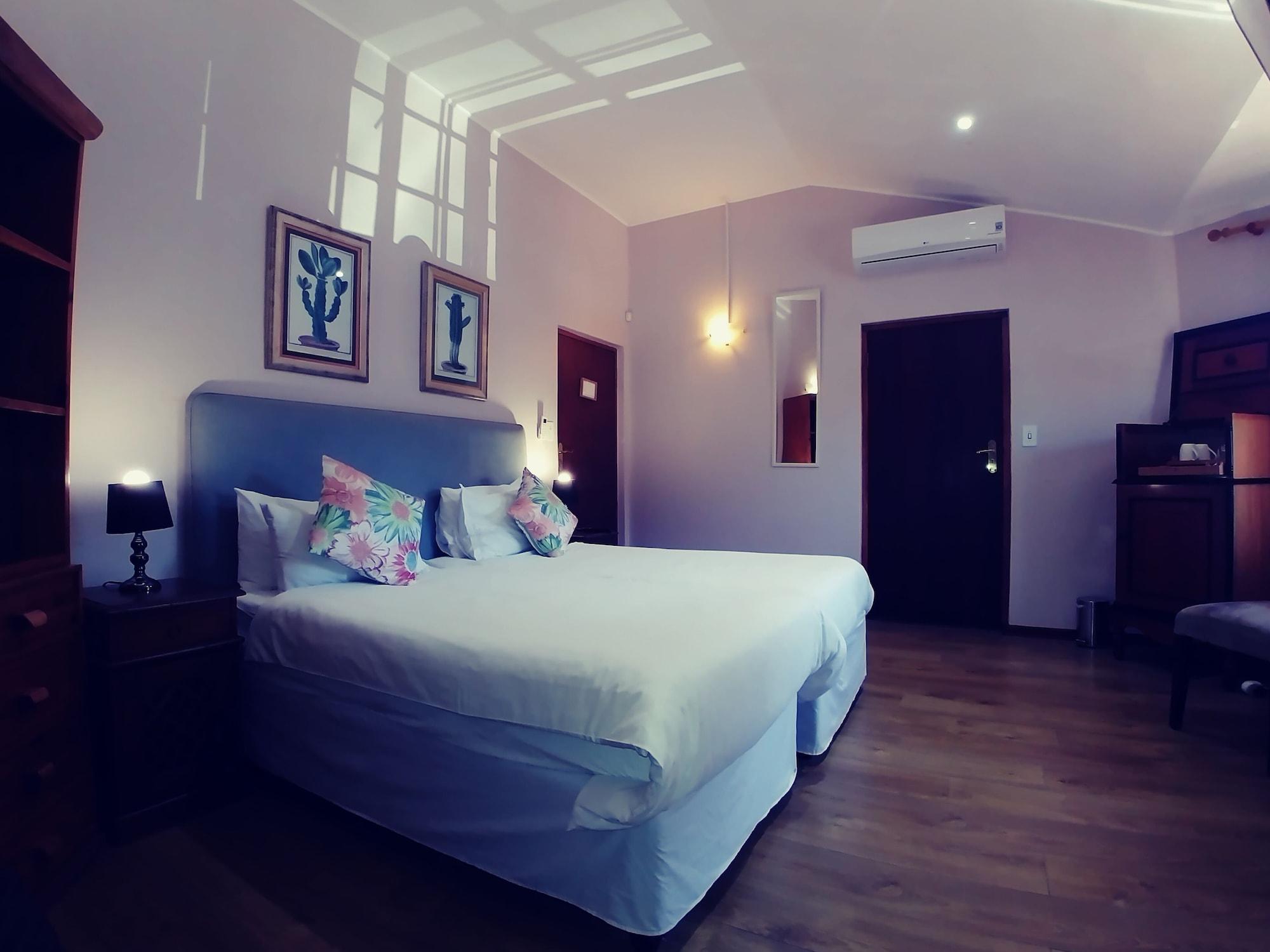 Winelands Villa Guesthouse And Cottages Somerset West Εξωτερικό φωτογραφία
