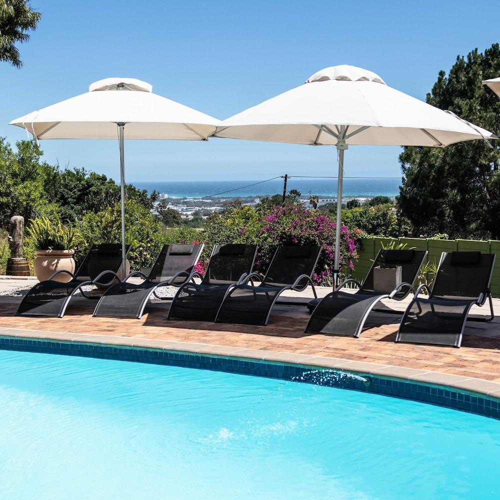 Winelands Villa Guesthouse And Cottages Somerset West Εξωτερικό φωτογραφία