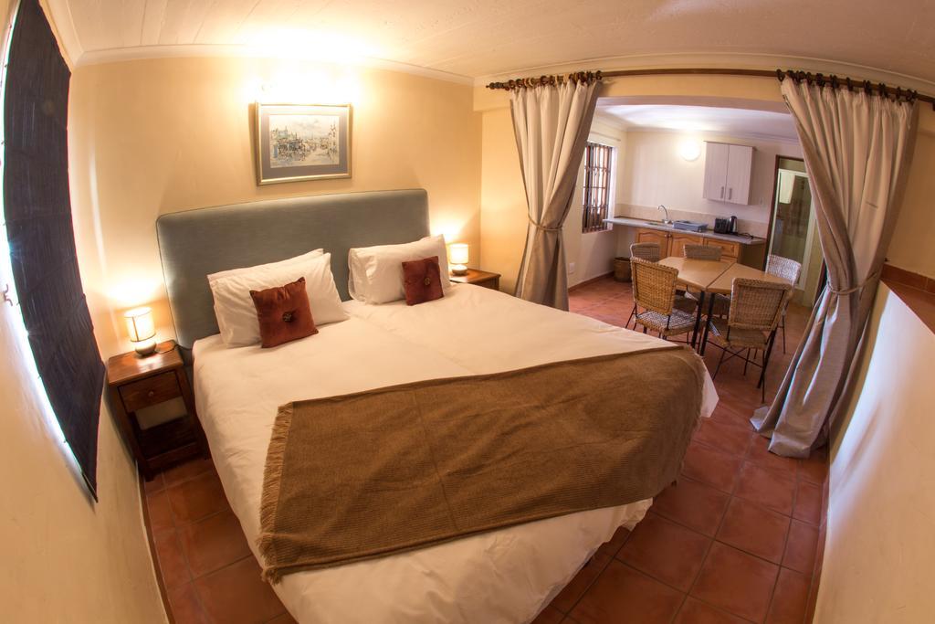 Winelands Villa Guesthouse And Cottages Somerset West Εξωτερικό φωτογραφία